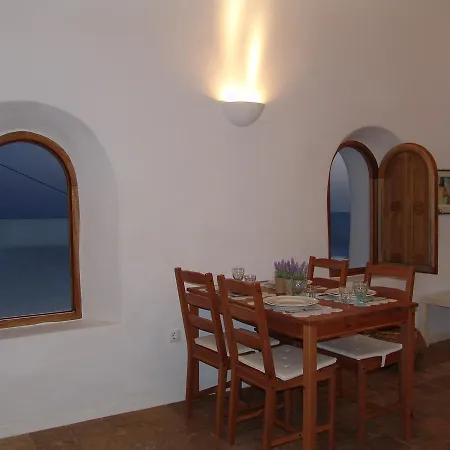Chez Erose Pýrgos